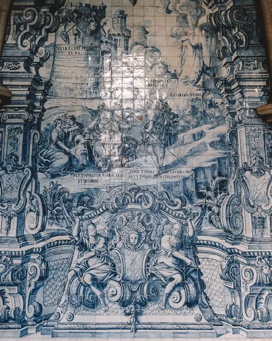Tiles details in Se Cathedral by Dancing the Earth