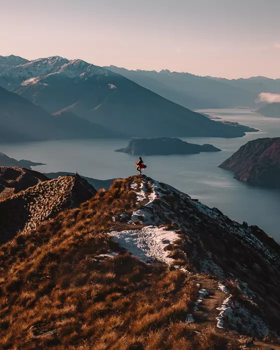 Roys Peak viewpoint, South Island, Dancing the Earth