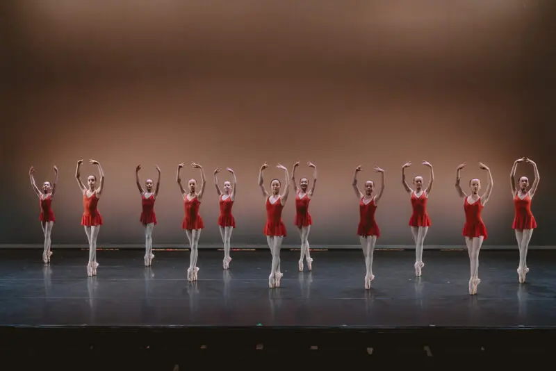 Dancing-the-Earth-ballet-photography-5