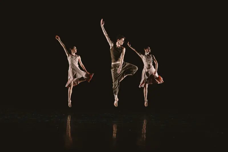 Dancing-the-Earth-ballet-photography-60