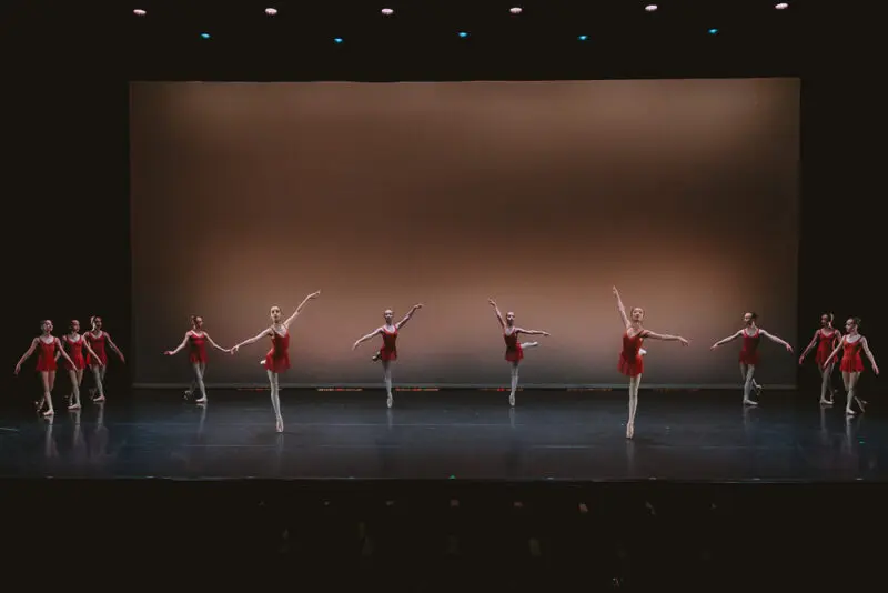 Dancing-the-Earth-ballet-photography-9