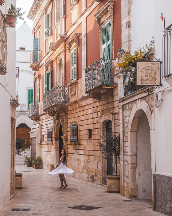 Colorful wall of Locorotondo, Puglia travel guide by Dancing the Earth