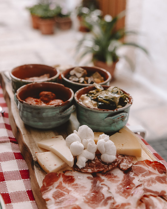 Lunch in Cisternino
