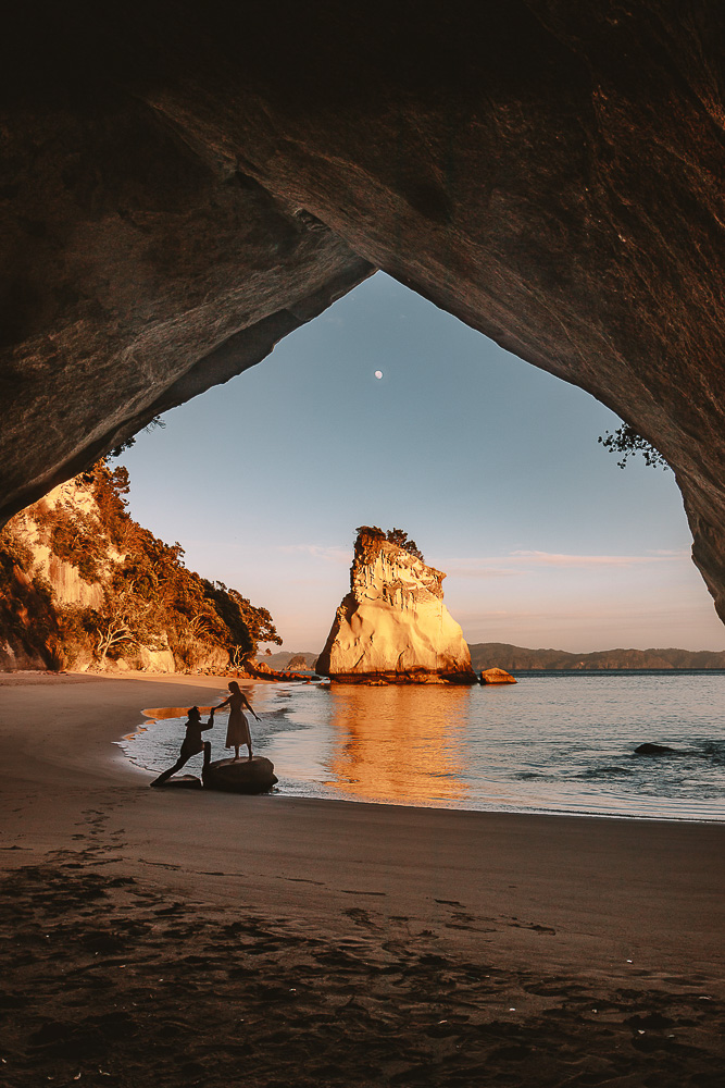Cathedral Cove, couple, Dancing the Earth