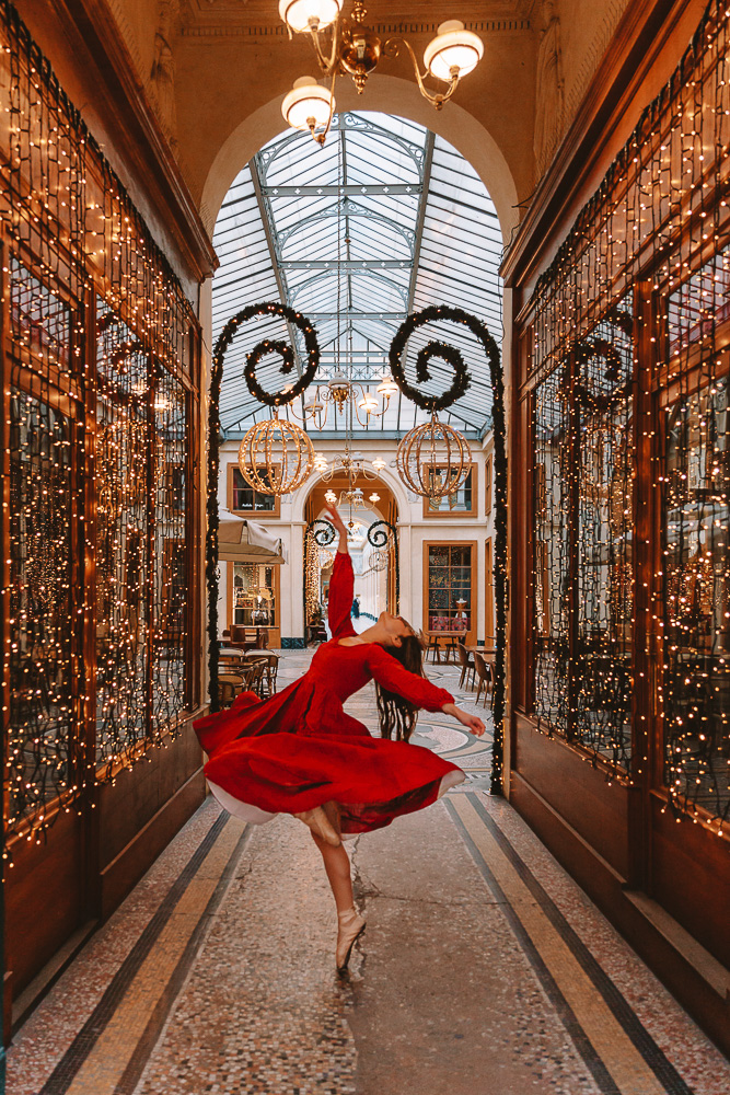 Christmas lights at Galerie Vivienne, Paris, Dancing the Earth