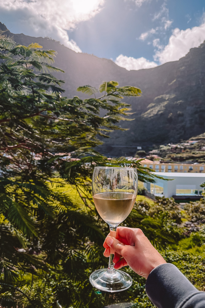 Agulo, restaurant La Vieja Escuela, Piedra Gorda wine, by Dancing the Earth