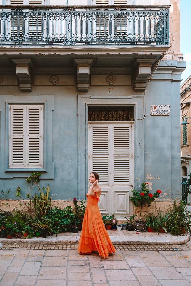 Malta, Birgu street of Tal Petut restaurant, by Dancing the Earth