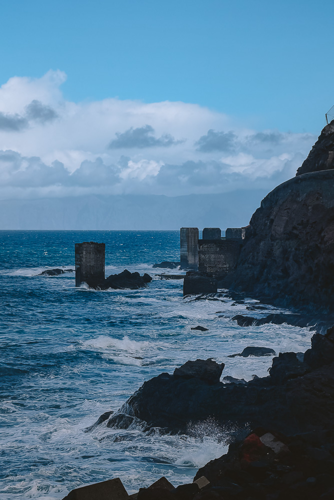 Pescante de Hermigua, by Dancing the Earth
