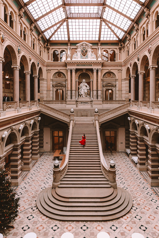 Vienna, Justizpalast, by Dancing the Earth